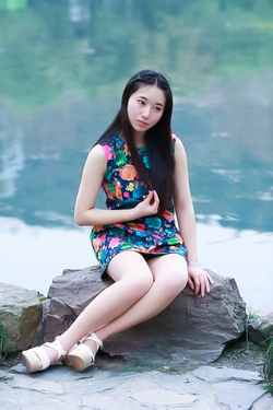 女角色裸体换衣黄游功能展示